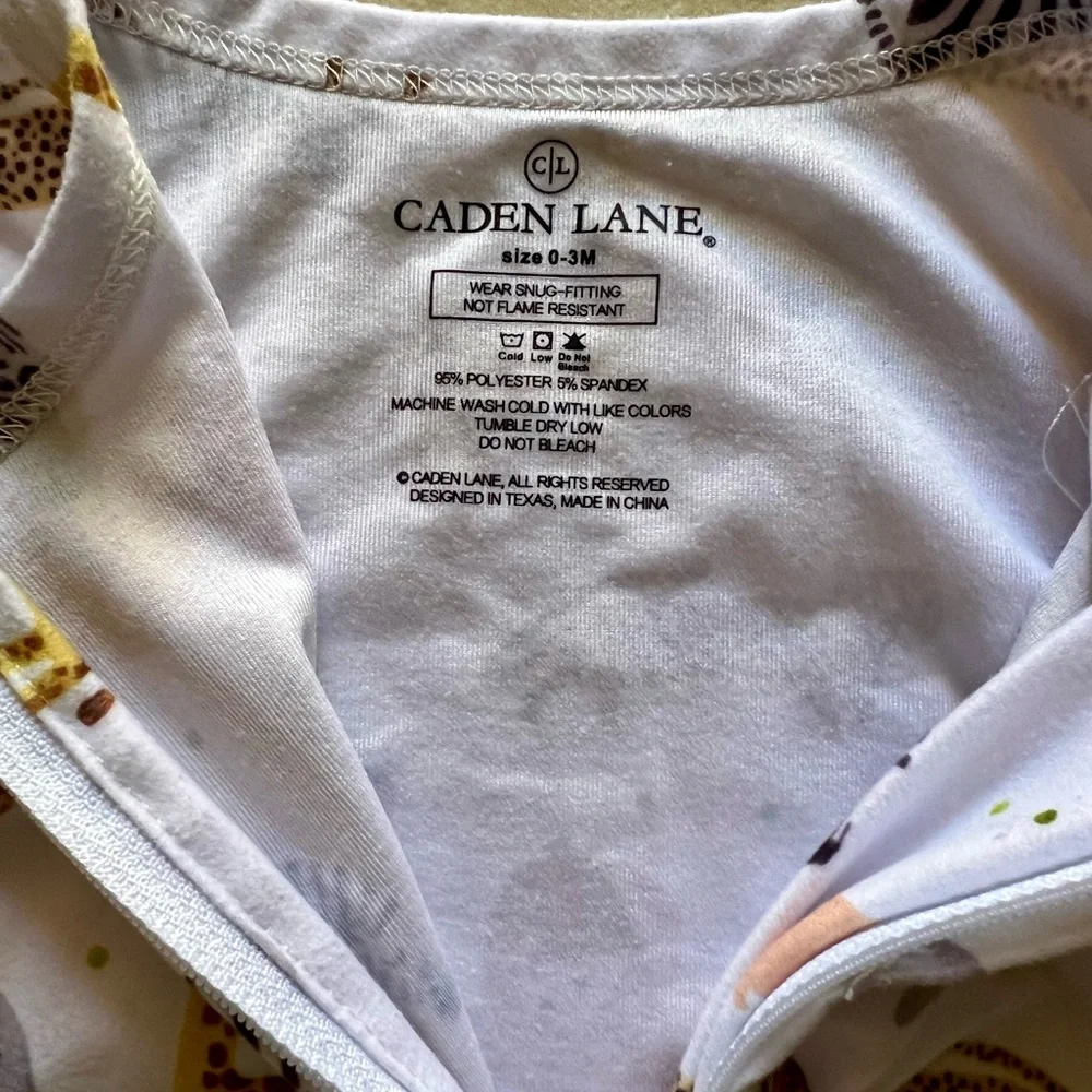 Caden Lane 0-3 months Animal Print Onesie - Picture 2 of 4